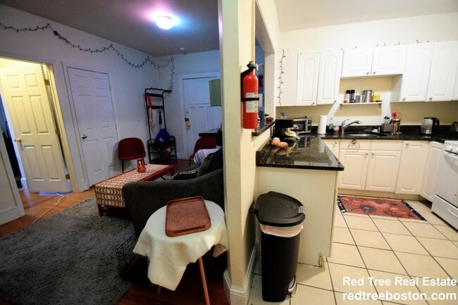 Photo - 54 Egmont St Unit 1