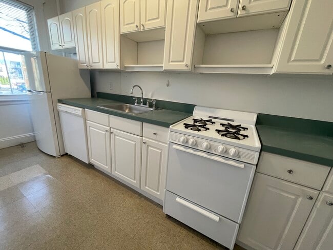 Photo - 14 Melvin Ave Unidad 4