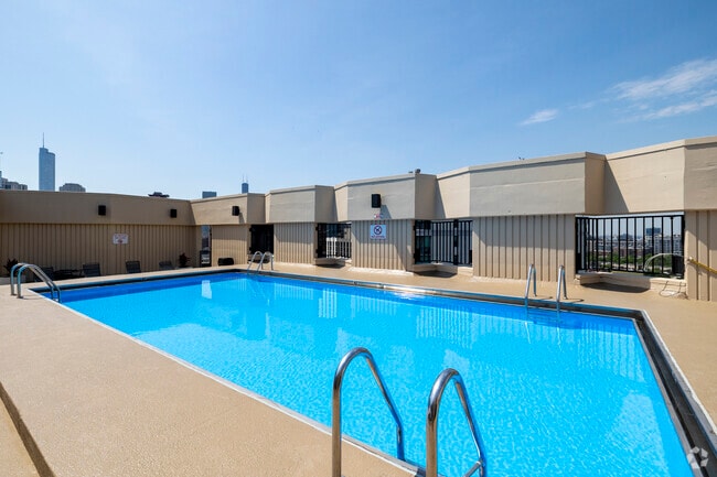 Roof pool - 1120 N. LaSalle