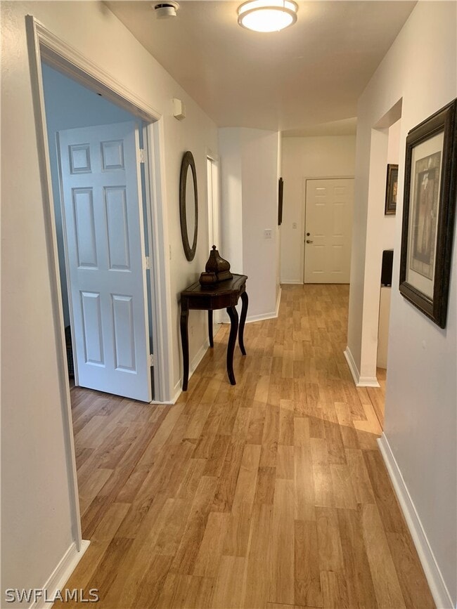 Photo - 230 Robin Hood Cir Unit 102