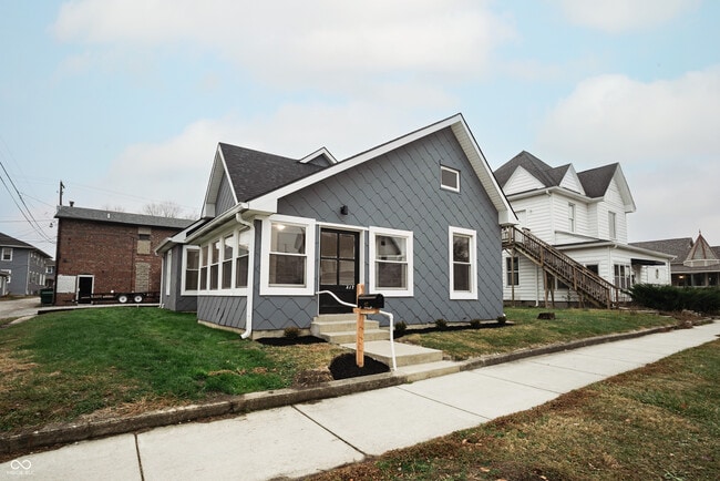 Photo - 217 S Meridian St