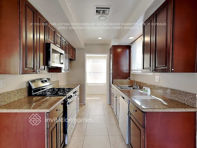 Photo - 10126 Stafford St