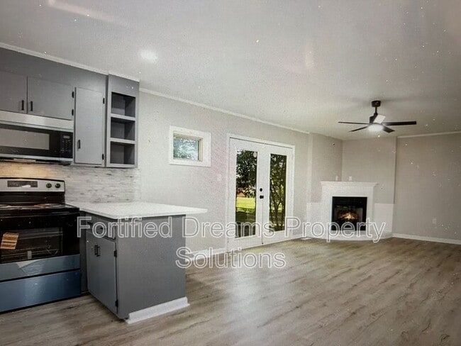 Photo - 1141 Carolina Cir