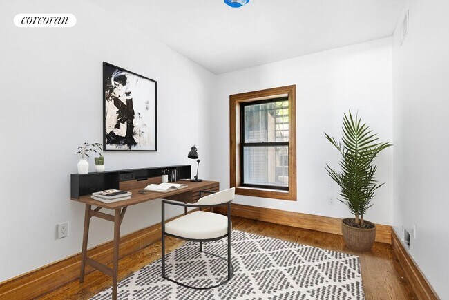 Photo - 620 Monroe St