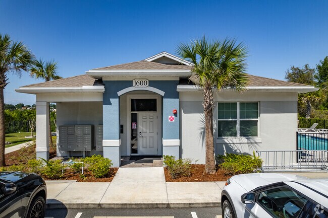 1611 Vick Rd Apopka, FL 32703 - Meadow View Apartments