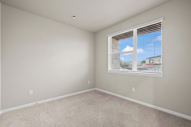 Photo - 479 Interlocken Blvd
