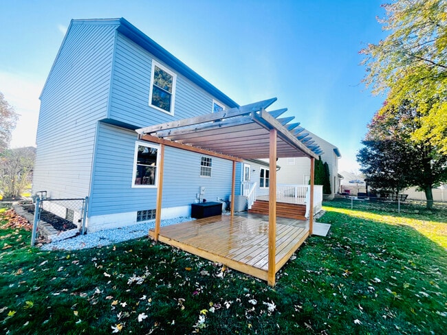 Photo - 2308 Sundew Ave