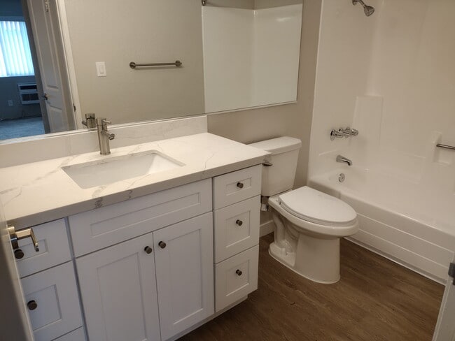 one bedroom/townhome - Mesa Palms Apartments