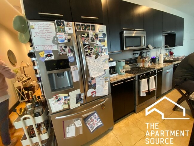 Photo - 2348 N Lister Ave Unidad 307