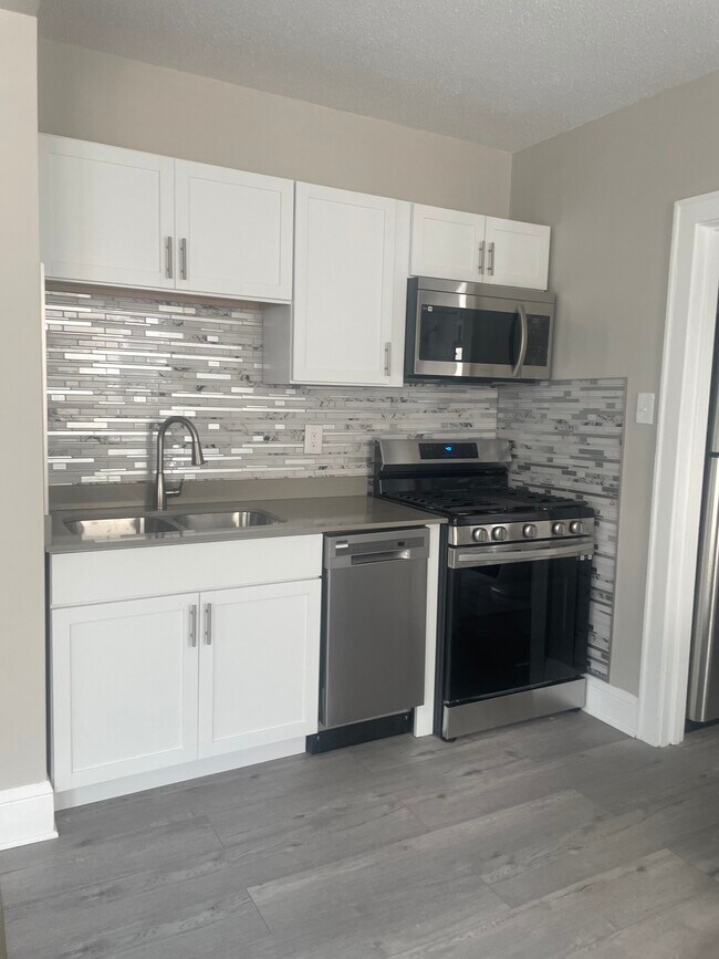 Photo - 4101 Cedar Ave