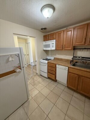 Photo - 43 Riverside St Unit #2