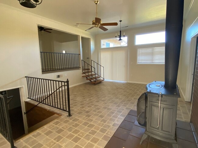 Photo - Large 3bd 2 ba home with a great country feel.