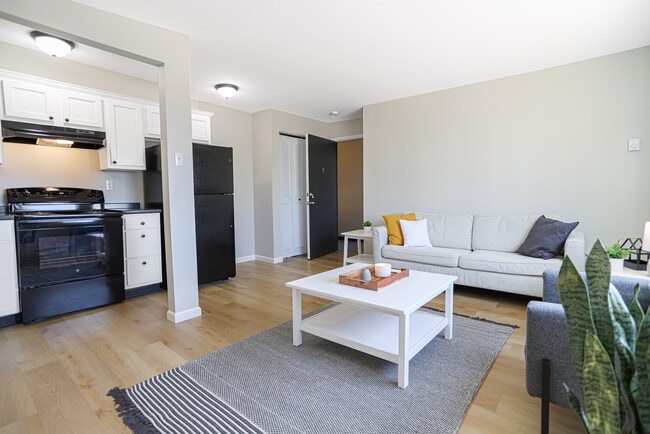 Photo - Riverview Apartments