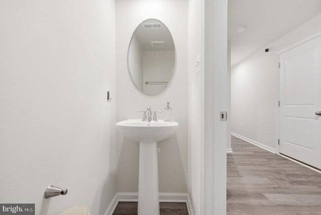 Photo - 7917 N Gladden Farm Way