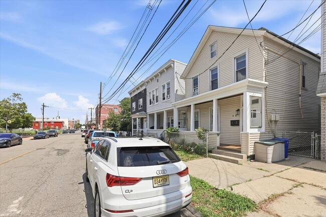 Photo - 12 Prospect Ave Unit 2