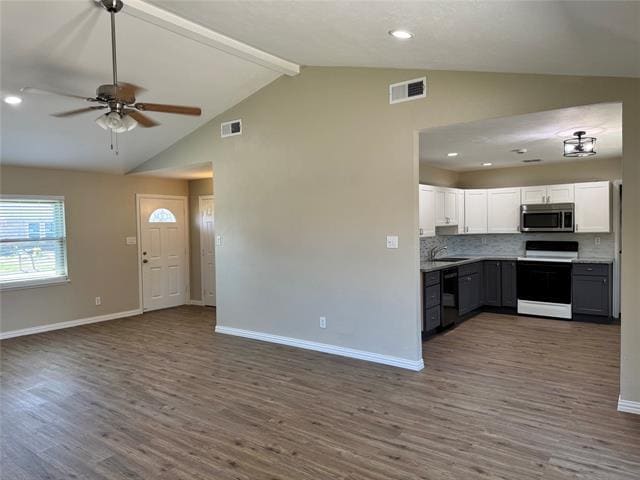 Photo - 523 Red Oak Dr