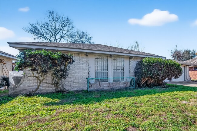 Photo - 4511 Bayou Vista Dr