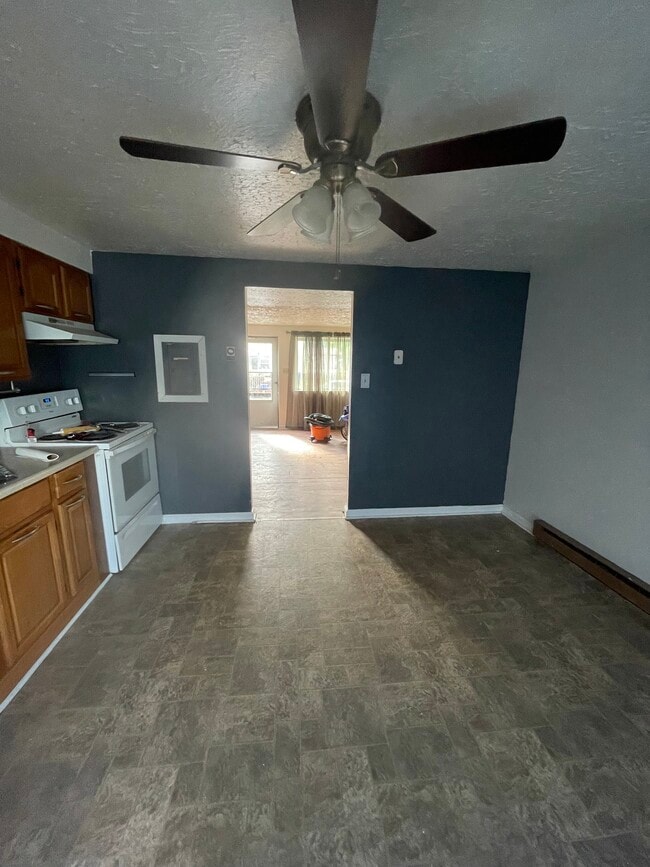 Photo - 97 Plum St