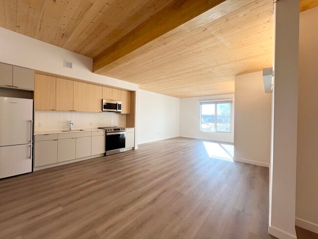 Building Photo - 155 Broadway Unit 209 Rental