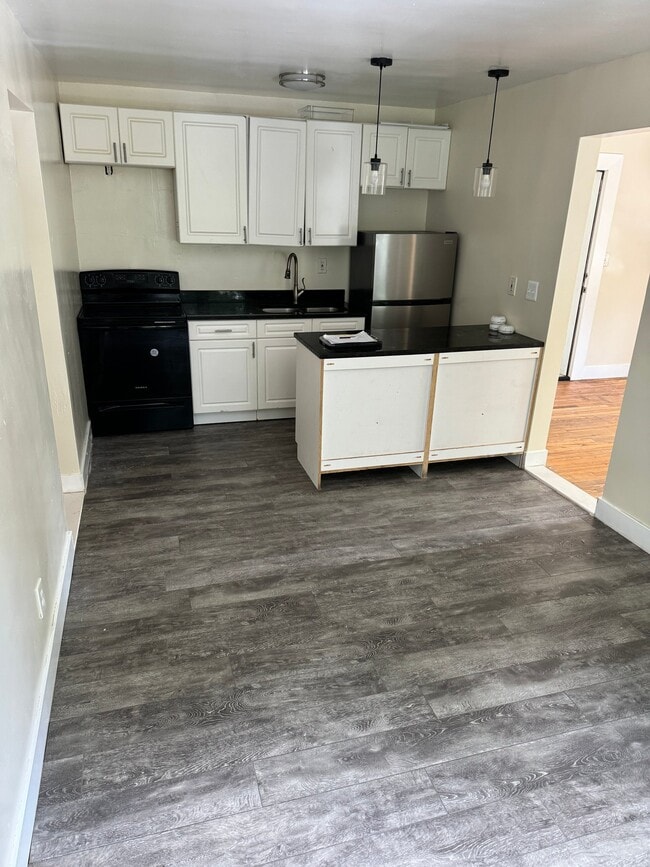 Building Photo - 32 Starr Ave Unit 6