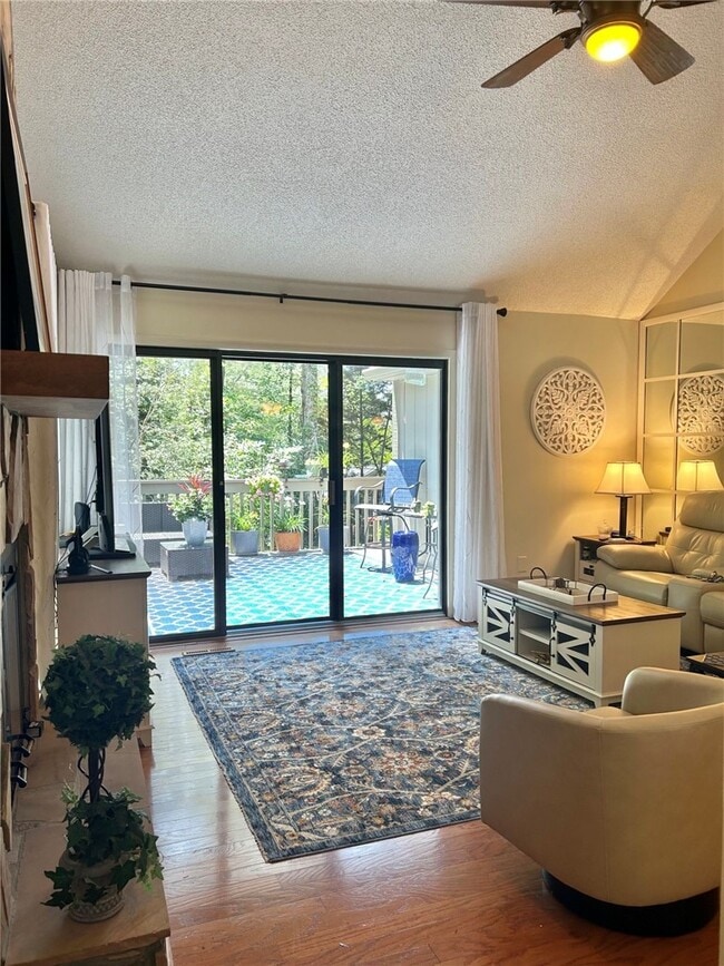 Photo - 606 Safe Harbor Cir