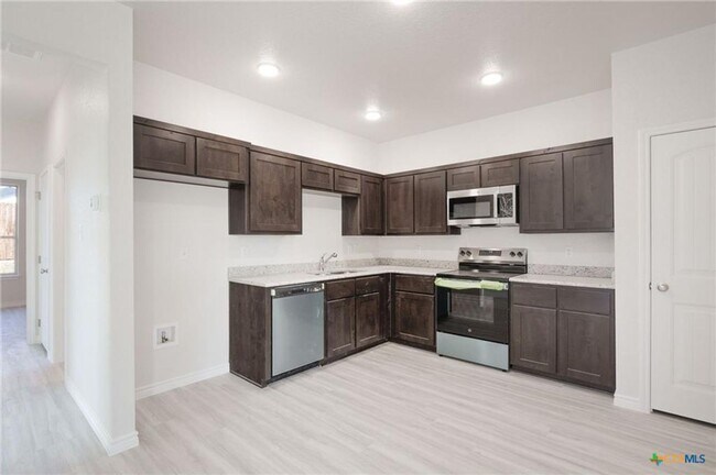 Photo - 508 Adley Ave Unit B