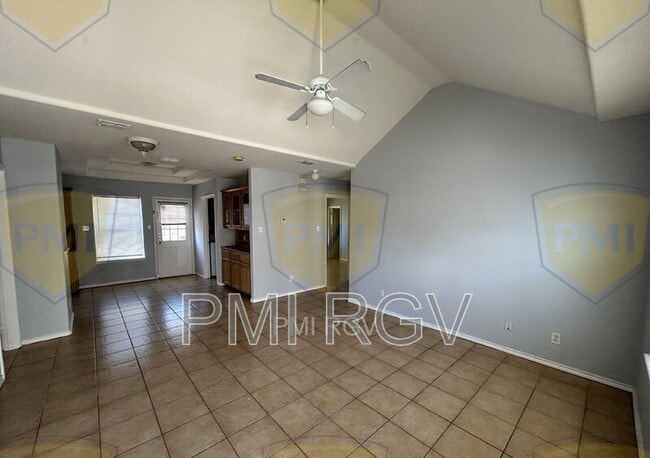 Photo - 2508 Toledo Ave Unidad 4