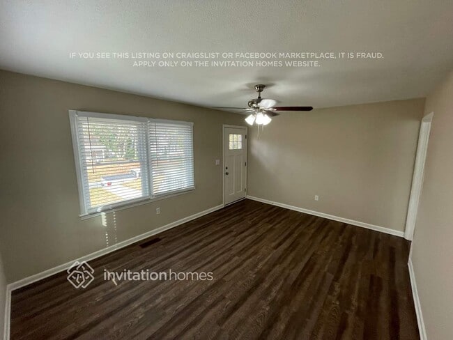 Photo - 90 Hillcrest Ave SE