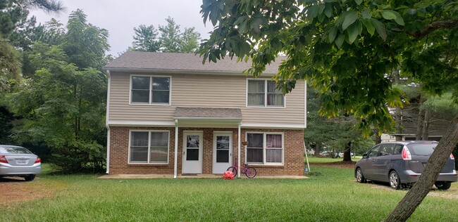 Building Photo - 609 Smithdale Dr Rental