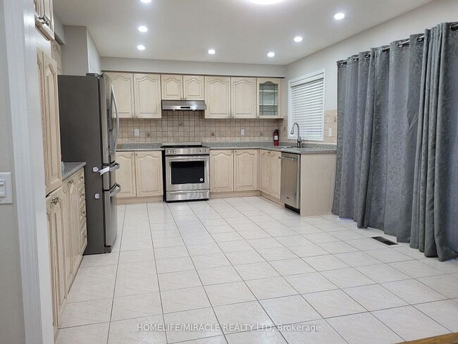 Photo - 20 Bowsfield Dr