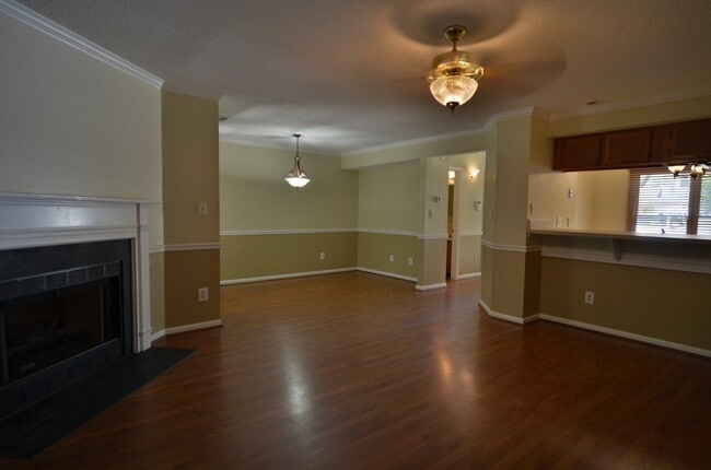 Photo - Coming Soon! 2BR 2.5 BA Townhome in Yorktown!