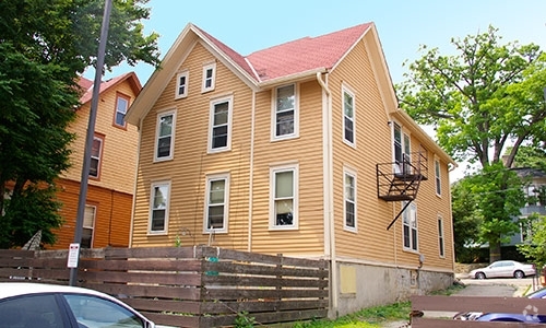 Building Photo - Quisling Houses (11 & 15 West)