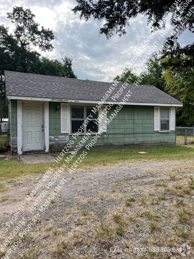 Building Photo - Country Living Close to Town Rental