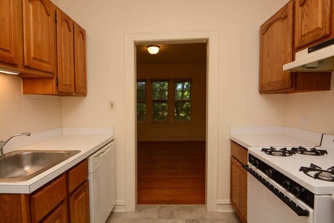 Photo - 4873 N Talman Ave Unit 3