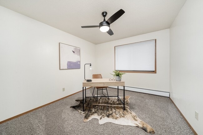 Bentwood Manor Apartments