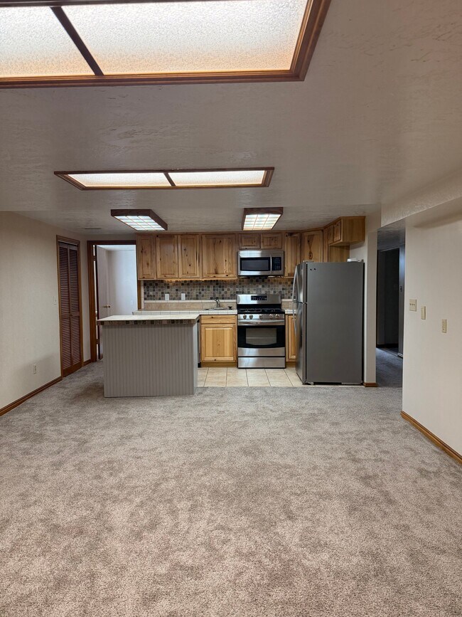 486 Clover View Dr Unidad 1