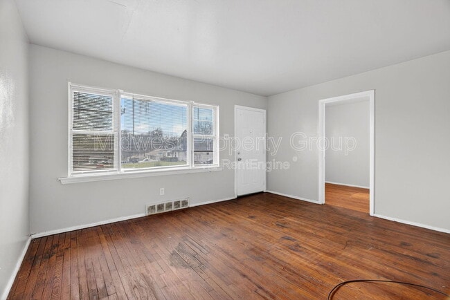 Photo - 5900 Sheriton Dr