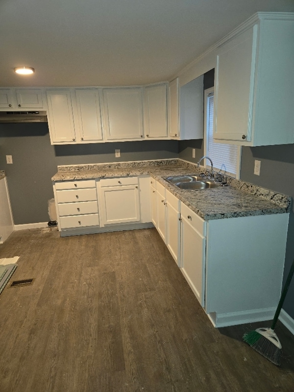 Photo - 3045 Crestview Dr