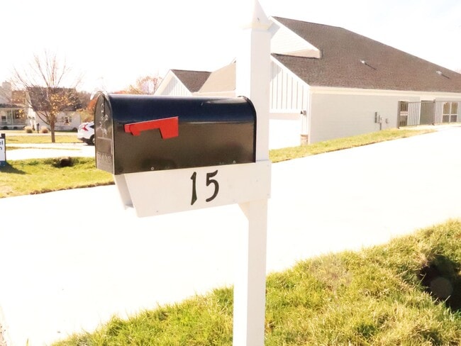 Photo - 15-17 Florence Sarah Ln