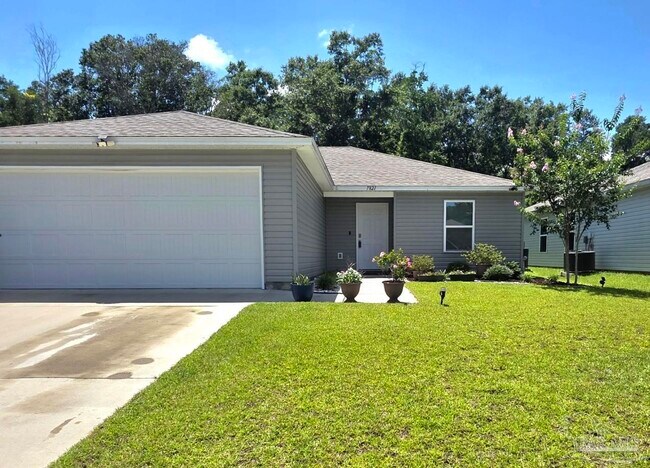 Photo - 7821 Maxton Rd