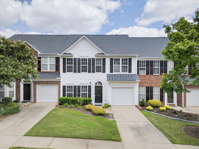 Photo - 263 Hadley Commons Dr