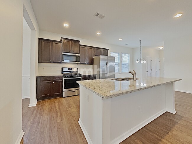 Photo - 323 Stoney Hollow Rd