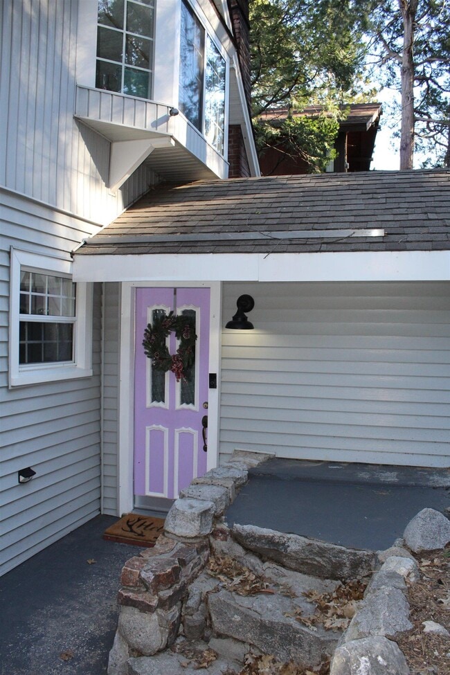Building Photo - 23984 Skyland Dr Rental