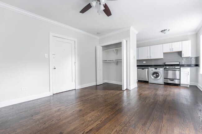 Photo - 2127 N Dayton St Unit 1