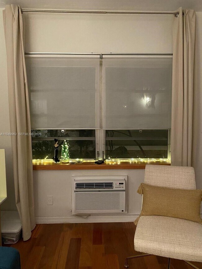 Photo - 101 Collins Ave Unit 11