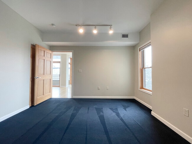 448 Elmwood Ave
