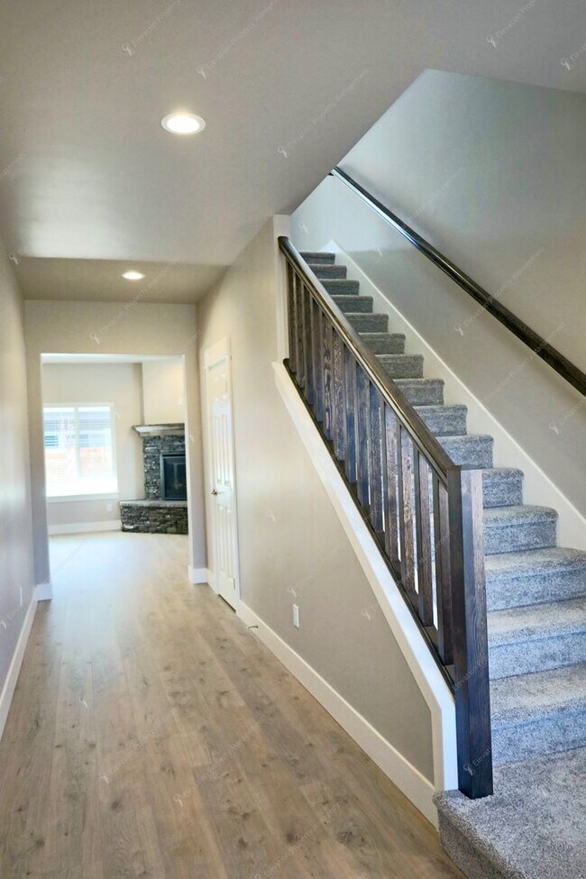 4BR SE Bend home in great neighborhood wit... House Rental in Bend