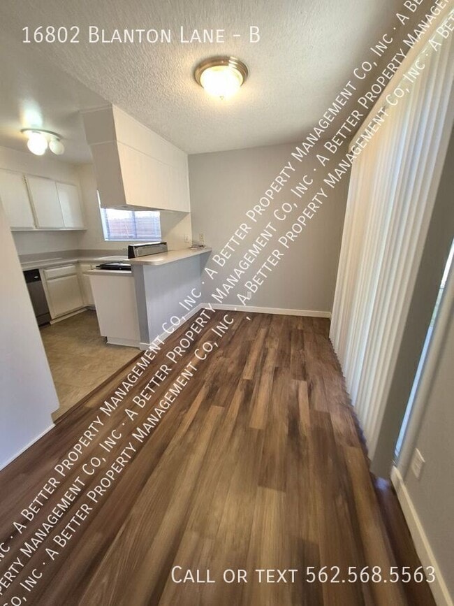 Photo - 16802 Blanton Lane Unidad B