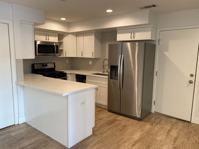 Kitchen - 10930 Hartsook St Unit 10930