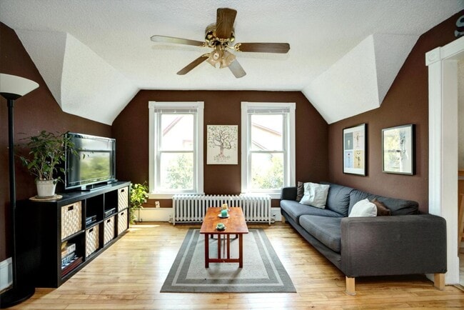 Photo - 3507 E 39th St Unidad 2